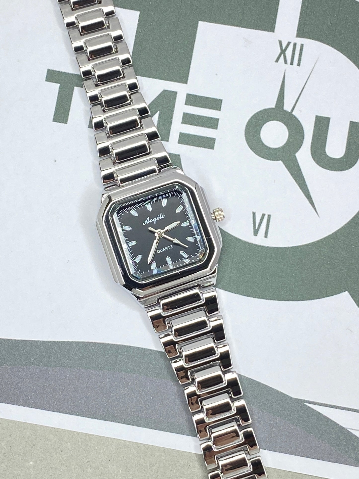 AOQILI Luxury Ladies Chain Watch – Perfect Gift for Her