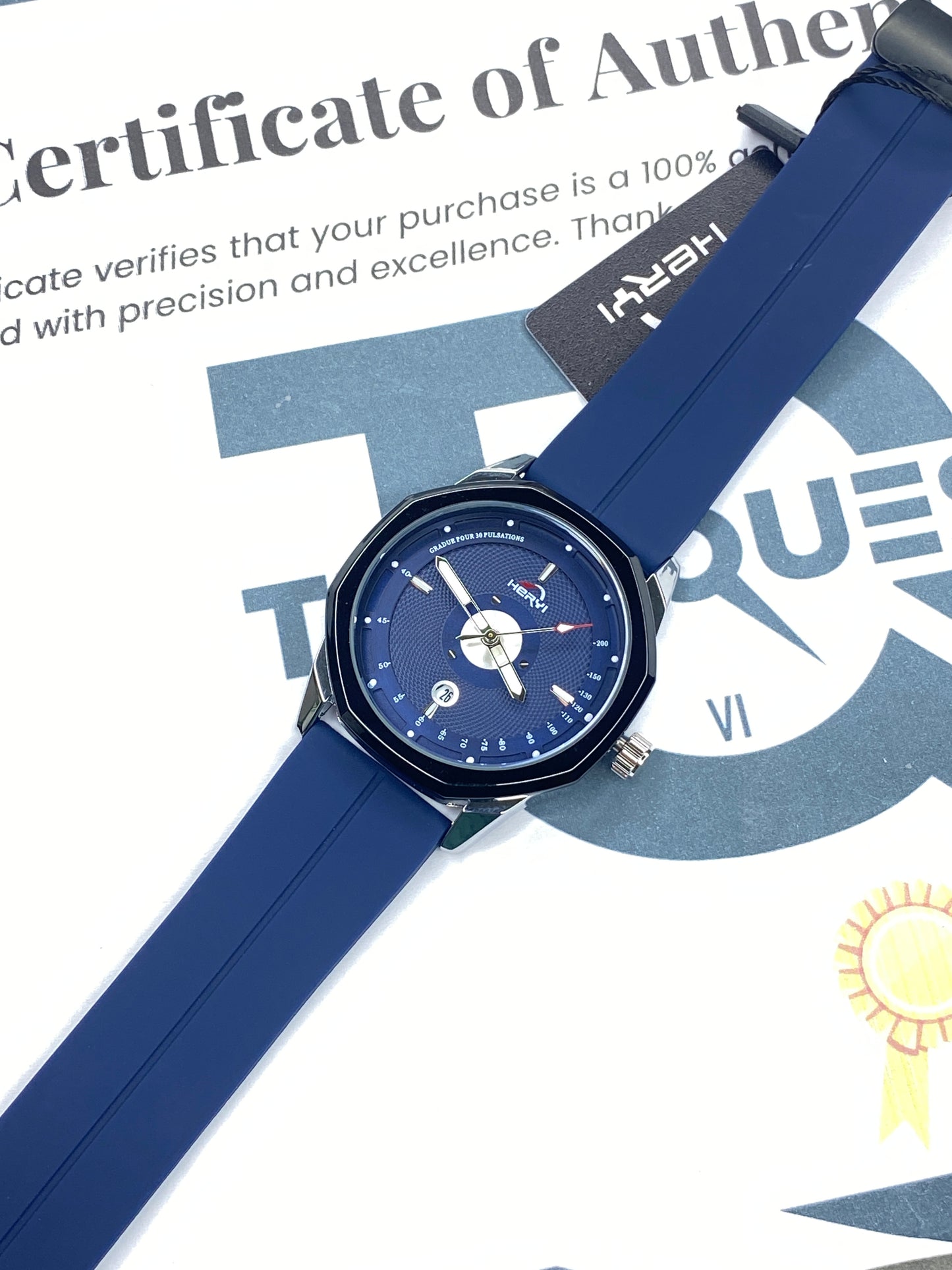 Heyri -  Magnetic Lock & Silicone Straps Wrist Watch For Men