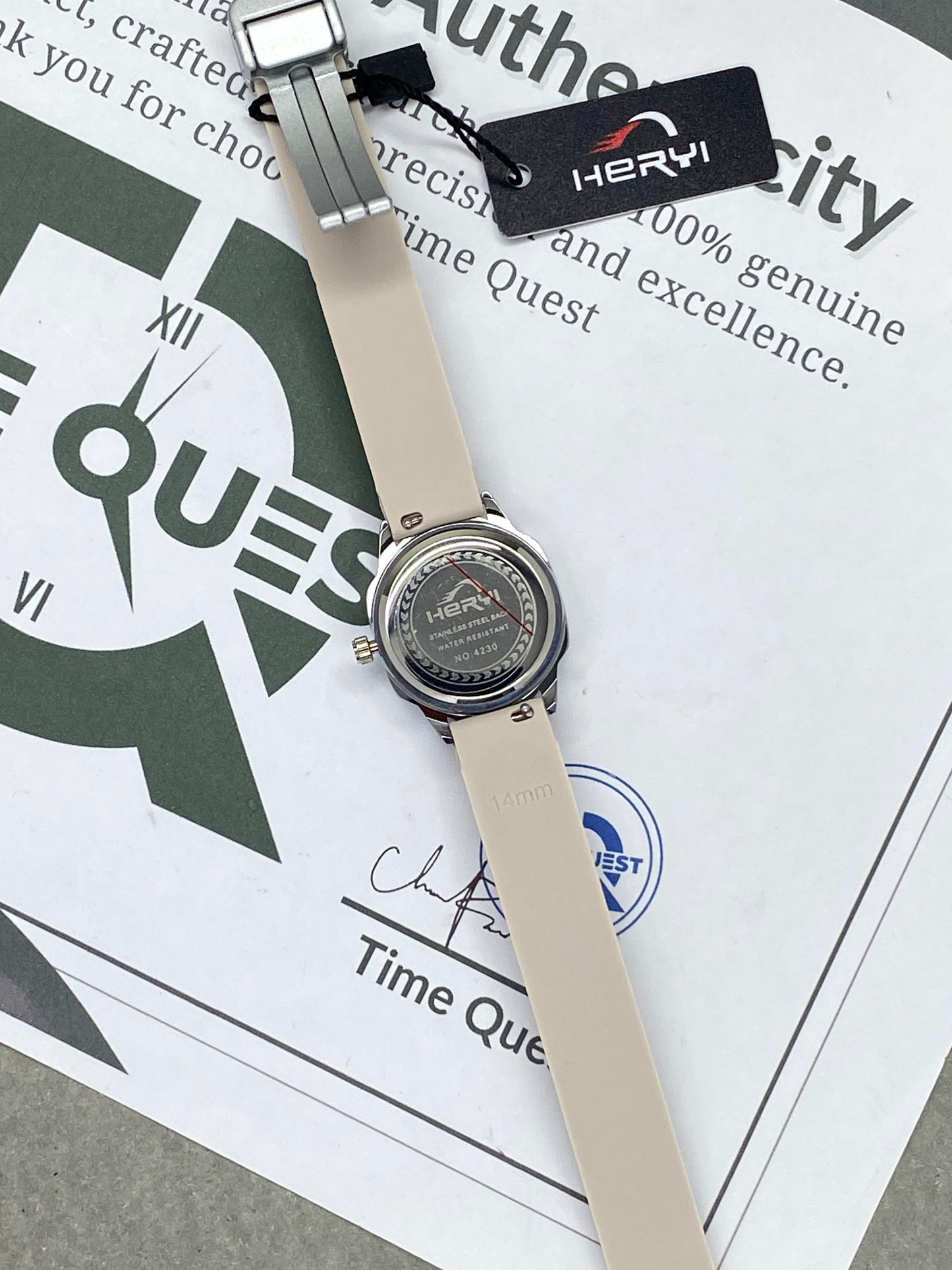 Heyri Ladies Octagonal Dial Analog Quartz Watch with Silicone Strap and Magnetic Lock – A Perfect Gift for Her