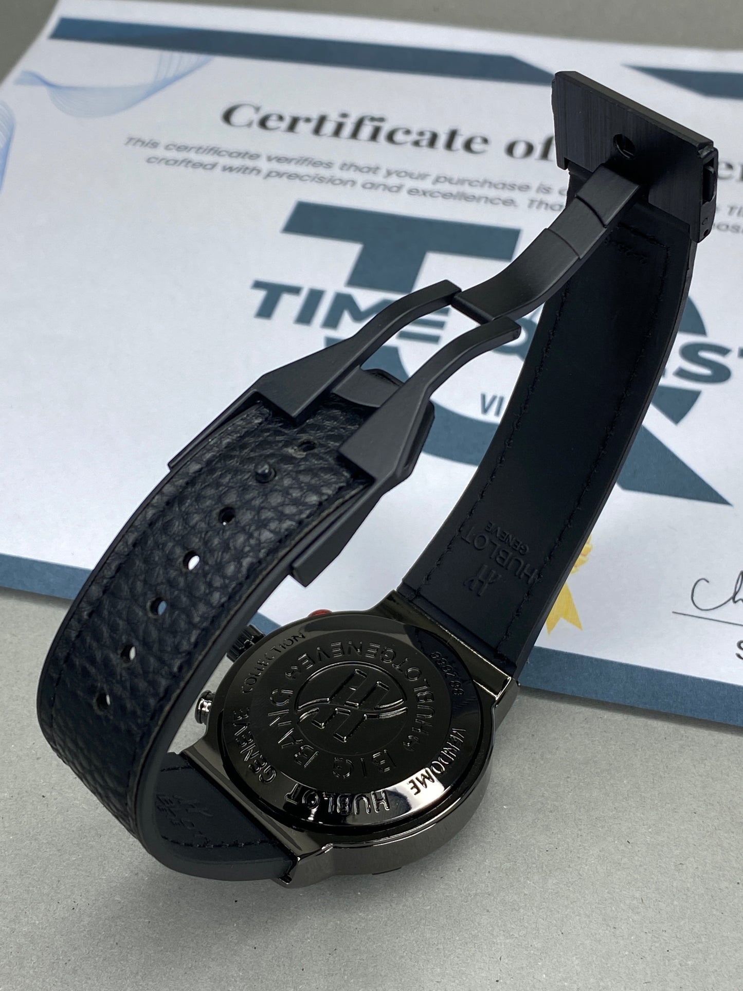 Hub Gevene Master Lock Leather Strap watch