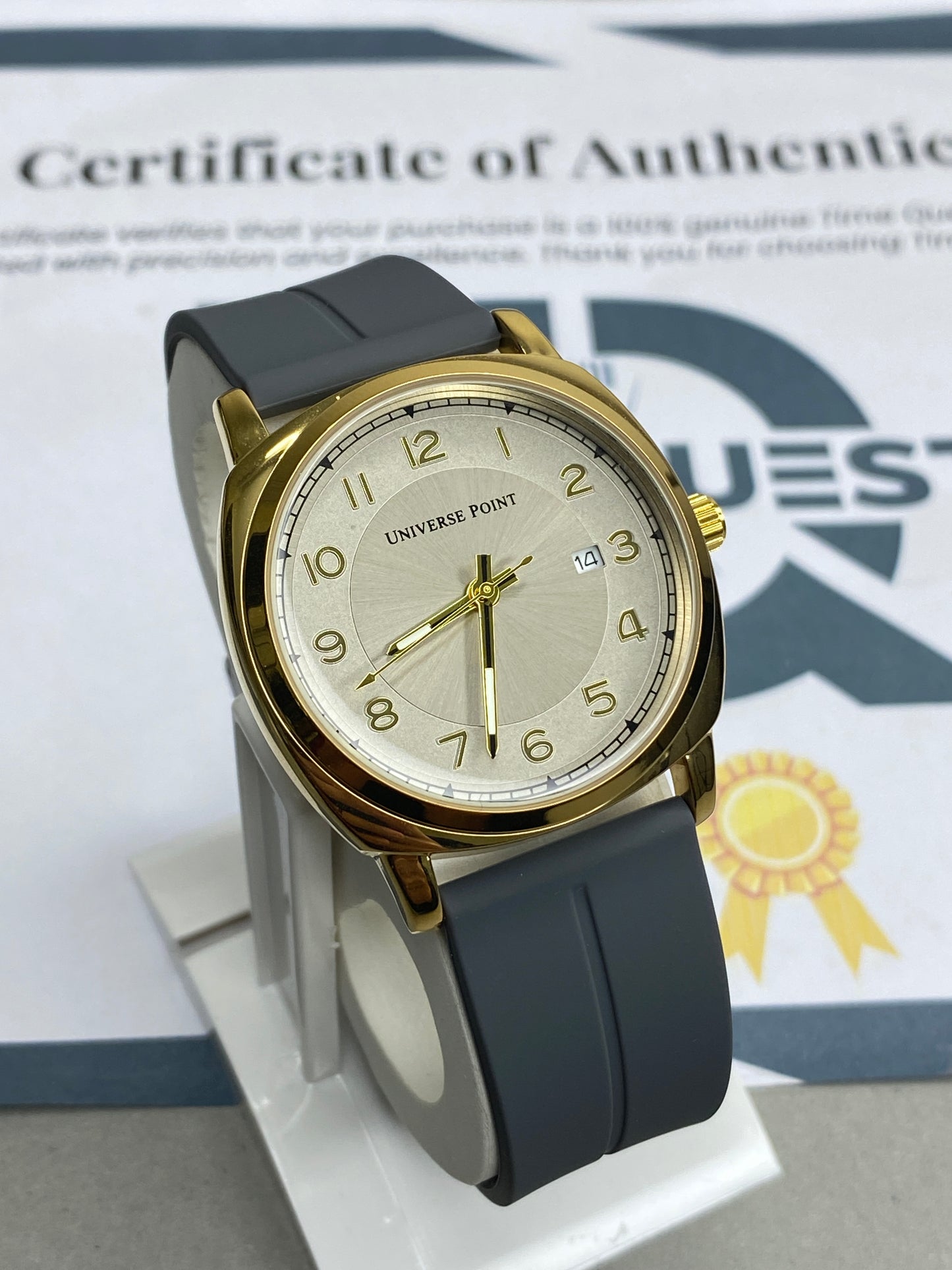 Universe Point Magnetic Lock & Silicone Straps Watch