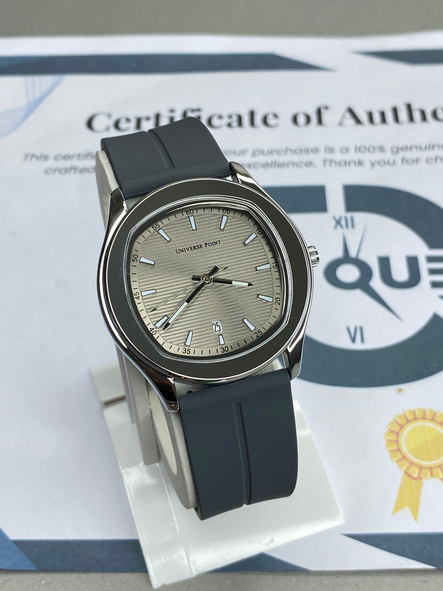 Universe Point Magnetic Lock & Silicone Straps Watch