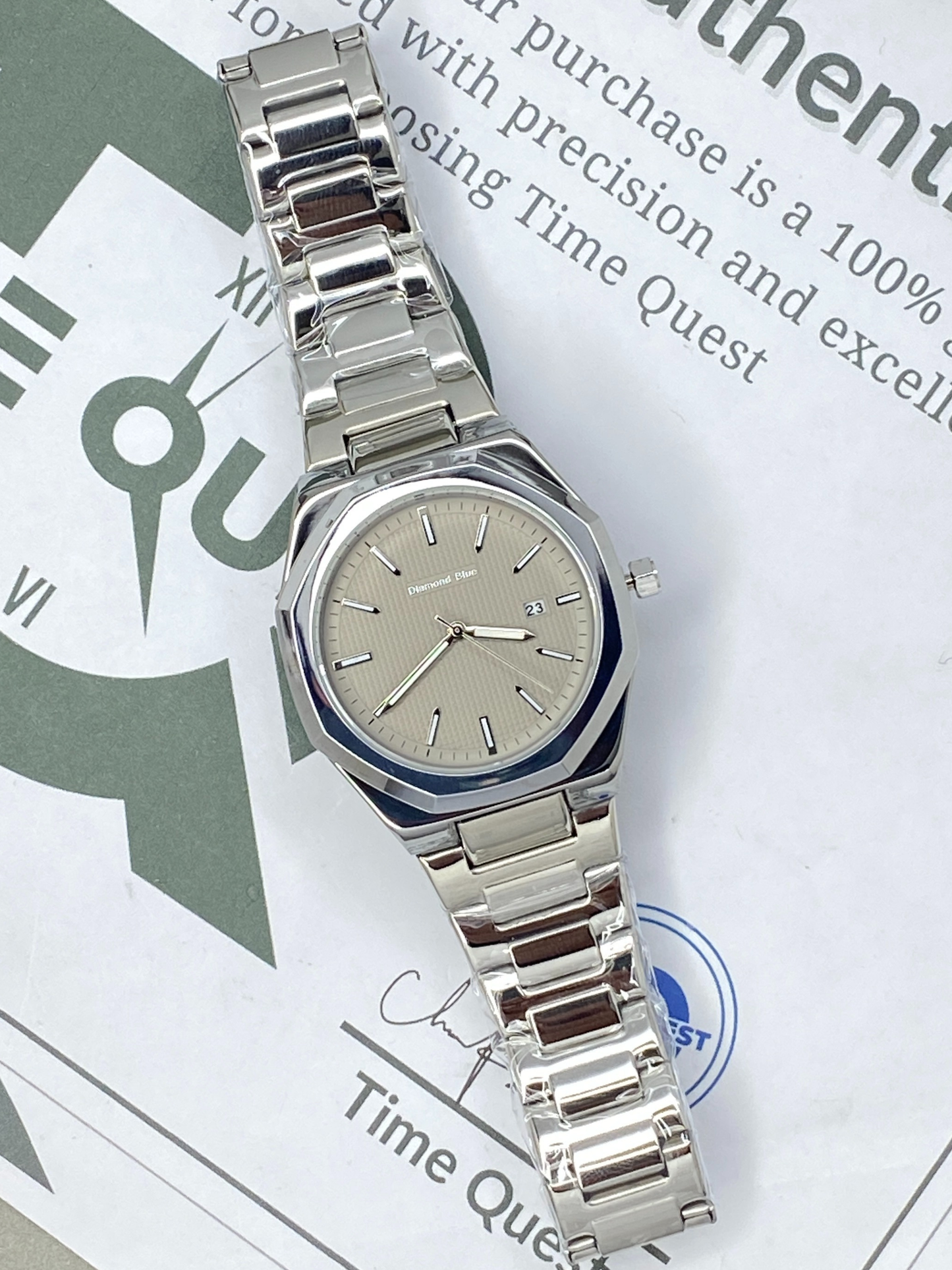 Classic Octagonal Dial Stainless Steel Analog Quartz Chain Watch for Men with Date Display