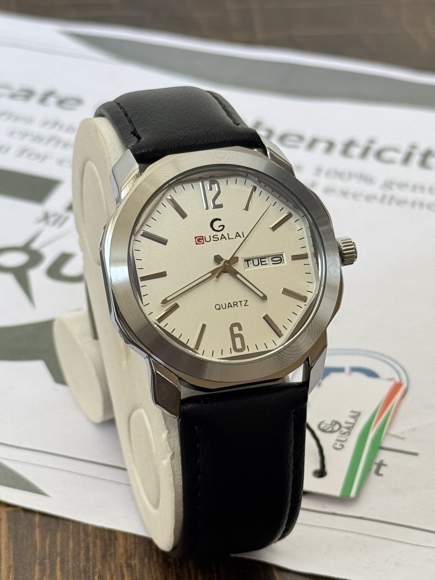Men’s Premium Analog Quartz Strap Watch with Octagonal Dial Date and Day Display
