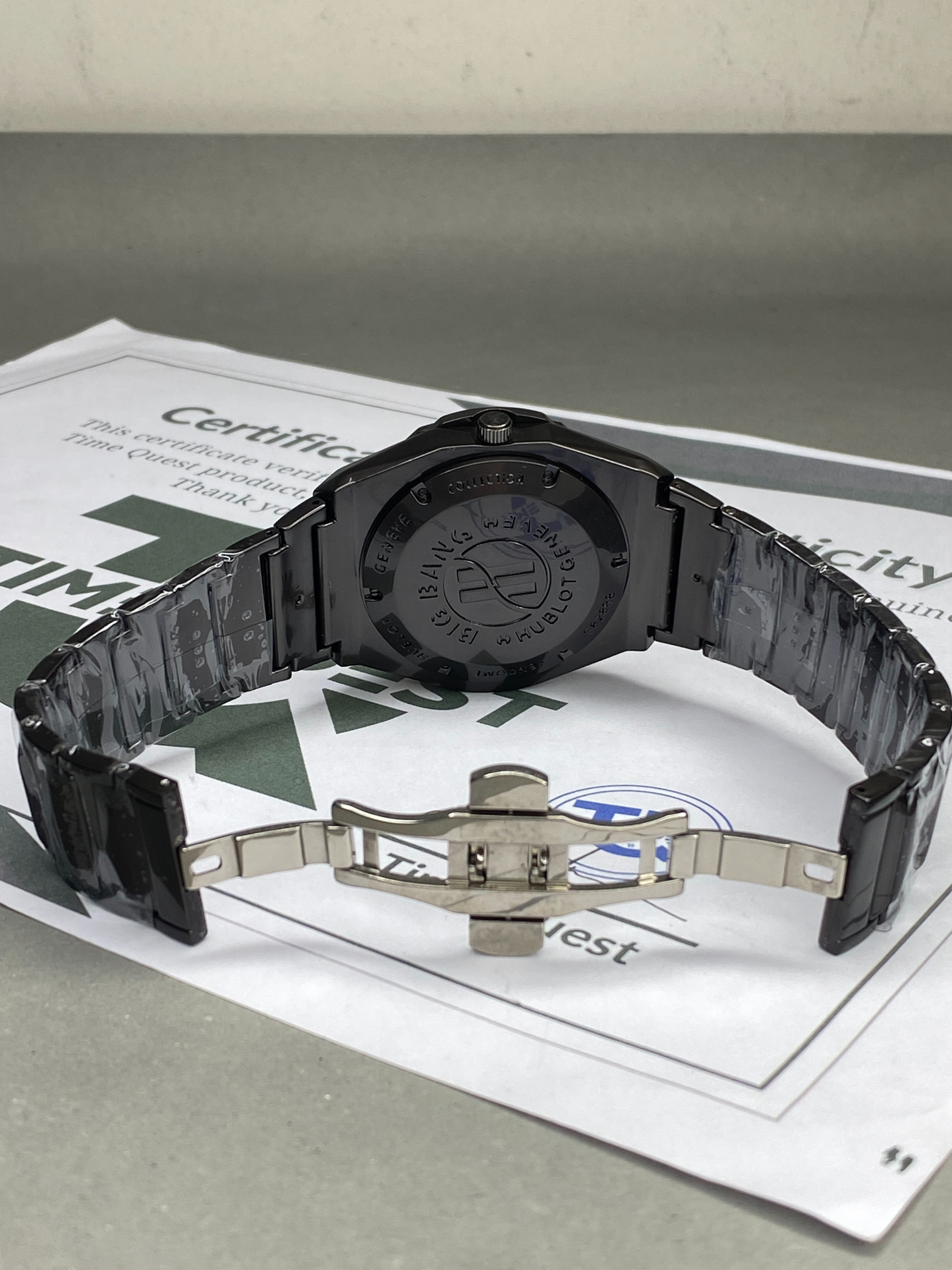 Hublot Geneve Butterfly Lock Chain Watch With Date Display For Men