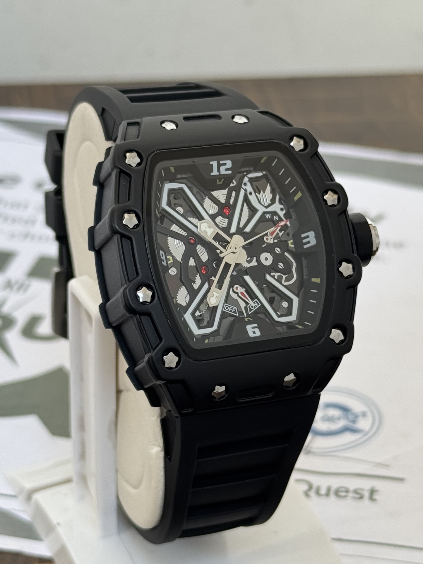 Pagani Design Luxury Men’s Analog Quartz Strap Watch with Elegant Design