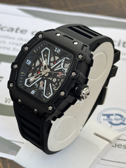 Pagani Design Luxury Men’s Analog Quartz Strap Watch with Elegant Design