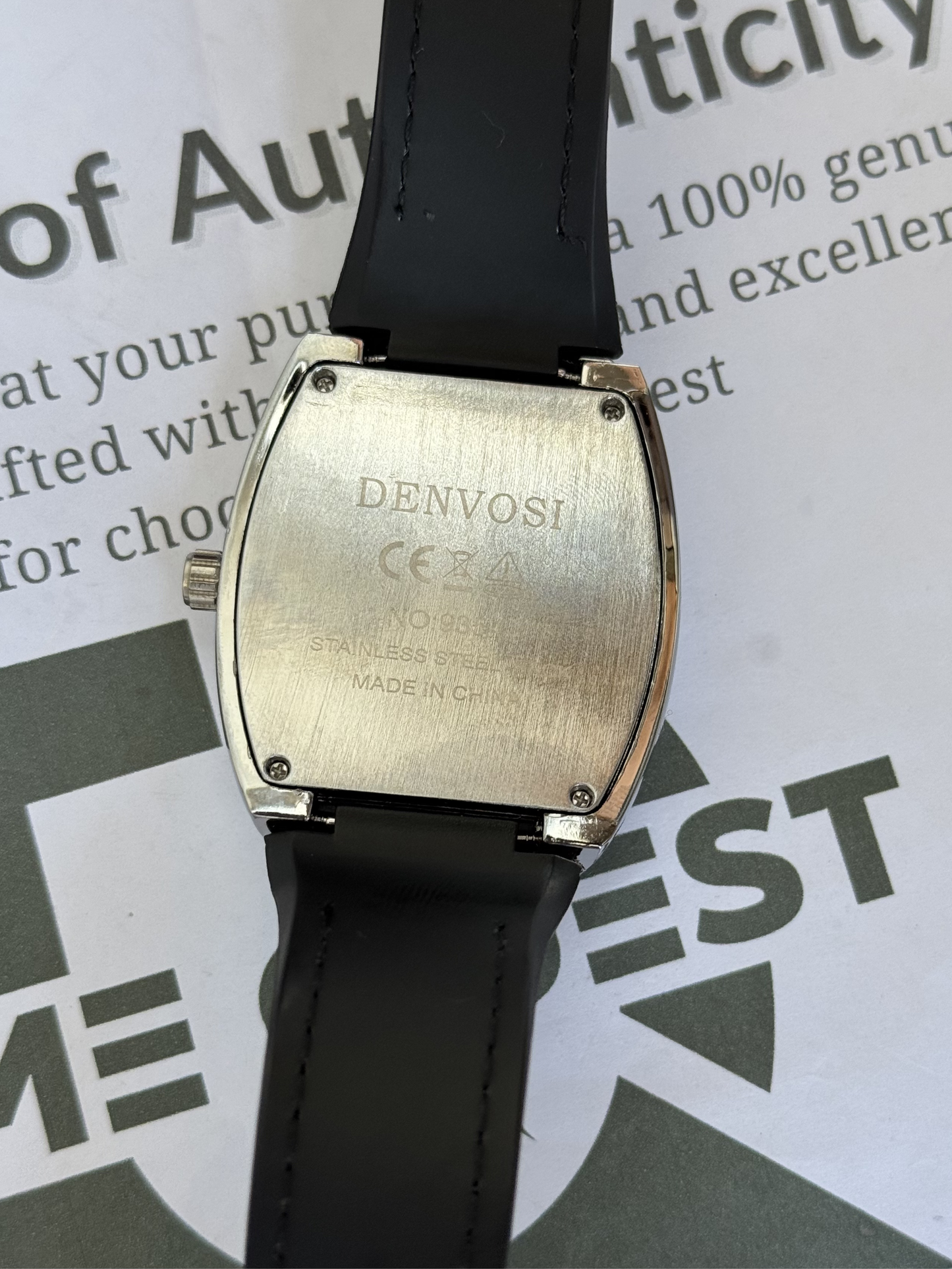Denvosi Premium Analog Quartz Curvex Dial Men’s Watch with Stylish Strap and Date