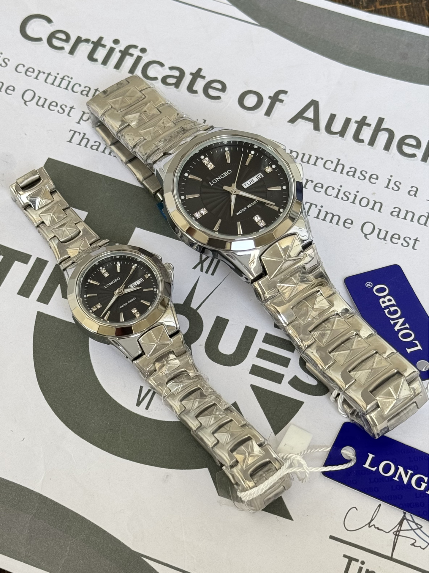 Longbo Couple Premium Chain Watches With Analog Quartz movement Day & Date Display