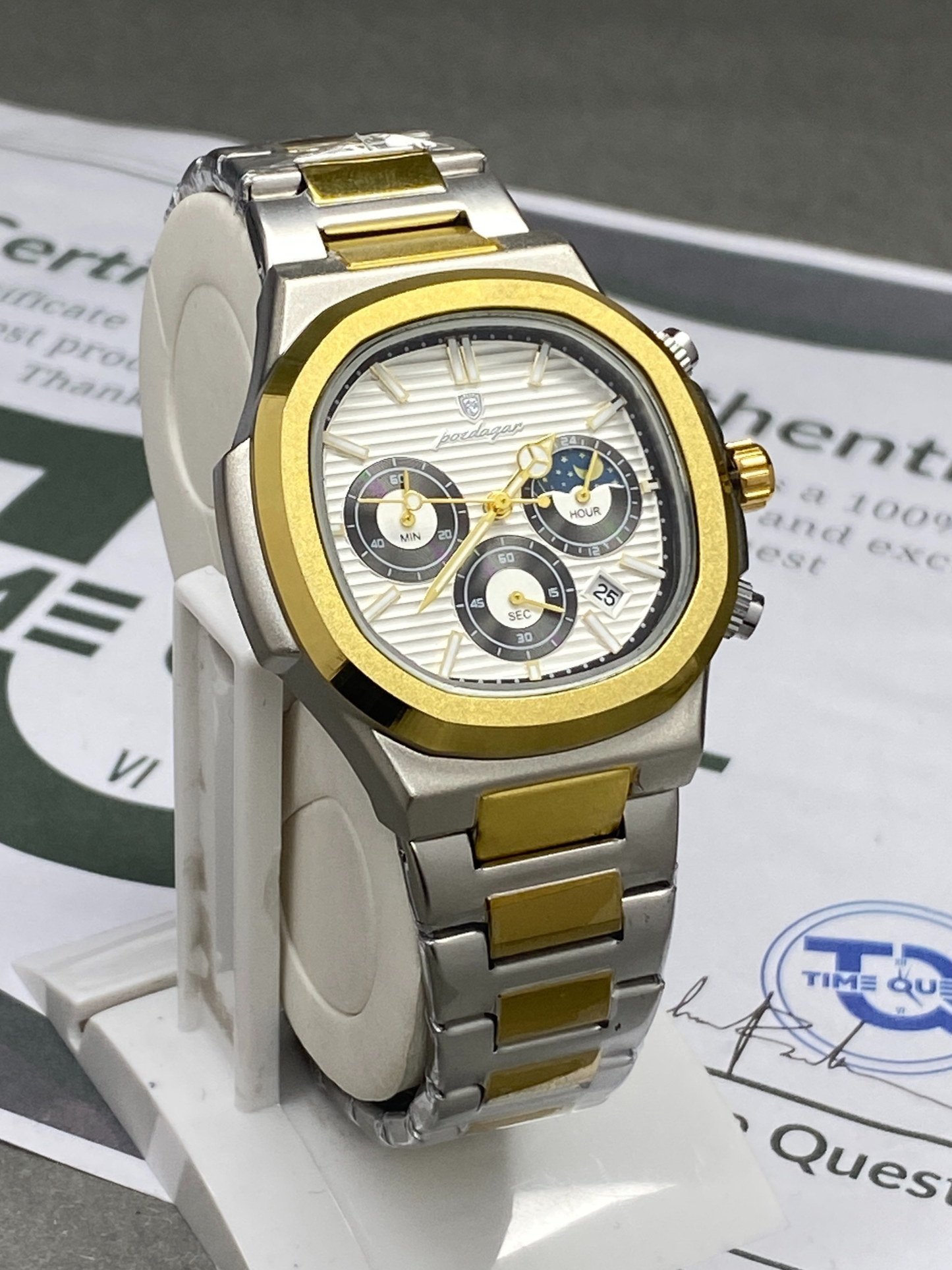 Men's Luxury Chronograph Working Analog Sweep Movement Chain Watch With Date Display