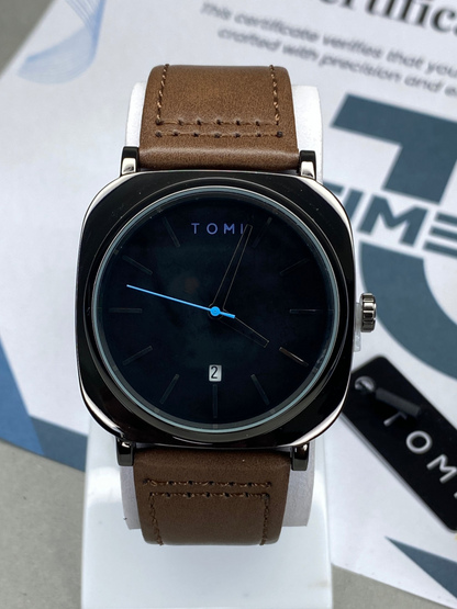 TOMI T-084 Analog Time Leather Straps Watch for Men With Date Display