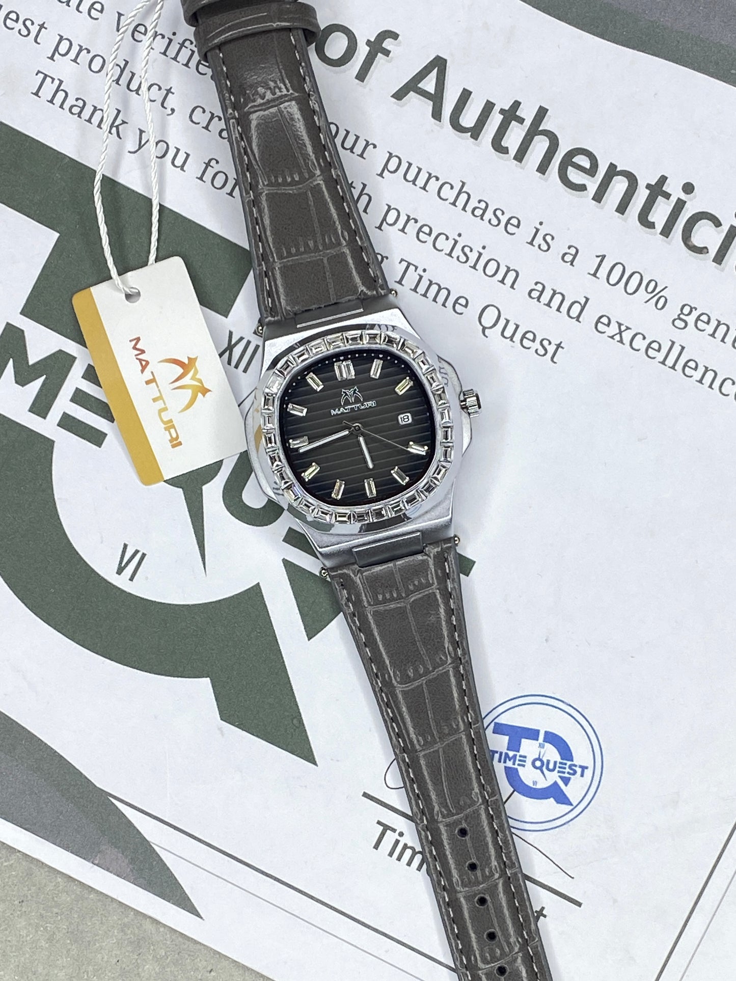 MATTURI Analog Quartz Movement Durable Straps Watch With Date Display For Men