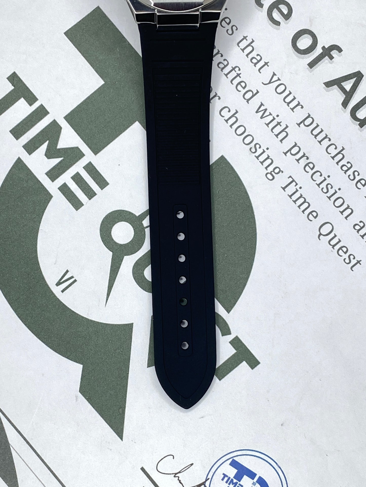 Diamond Blue Luxury Design Octagonal Dial Silicone Straps Watch For Men