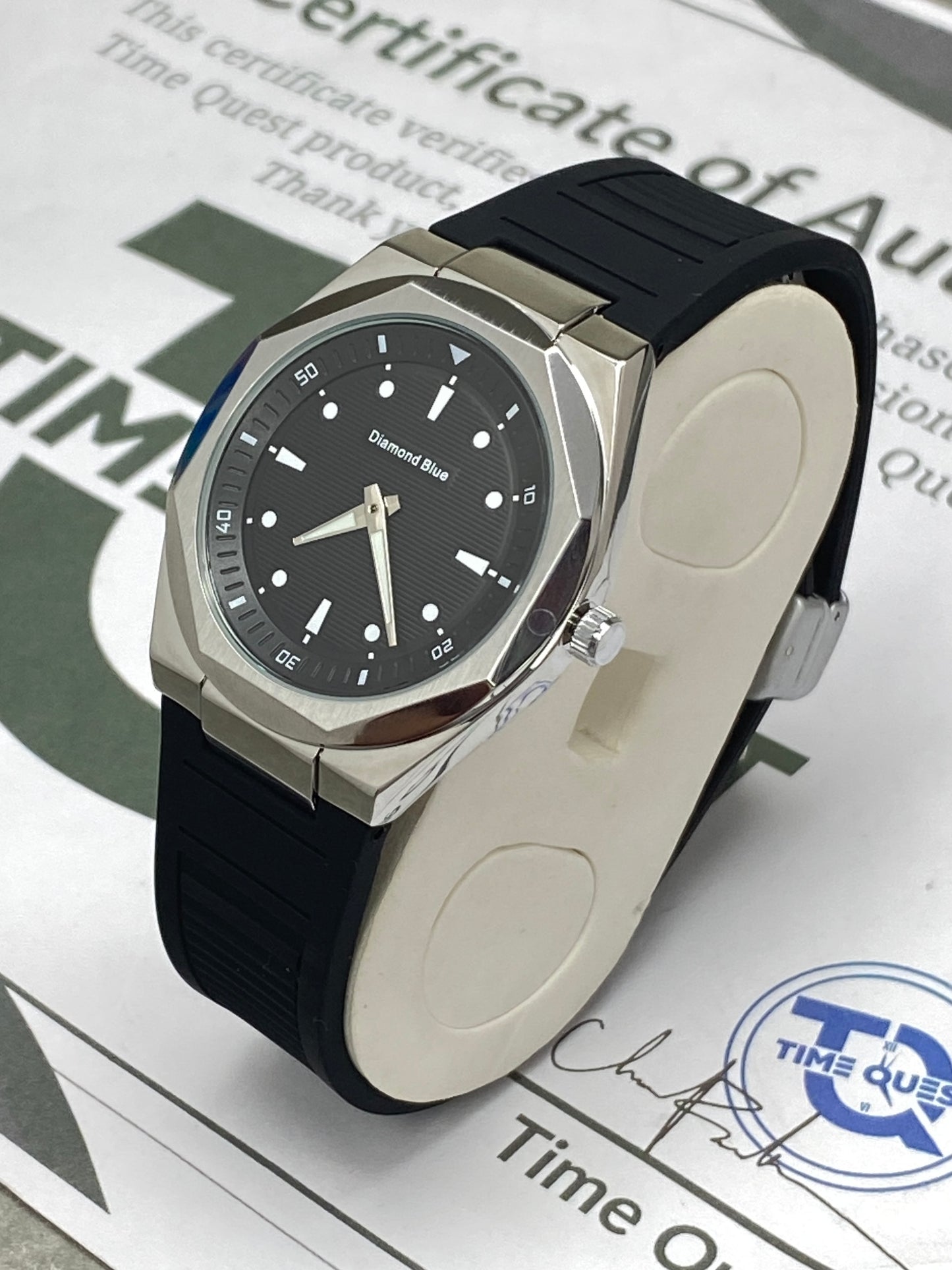 Diamond Blue Luxury Design Octagonal Dial Silicone Straps Watch For Men