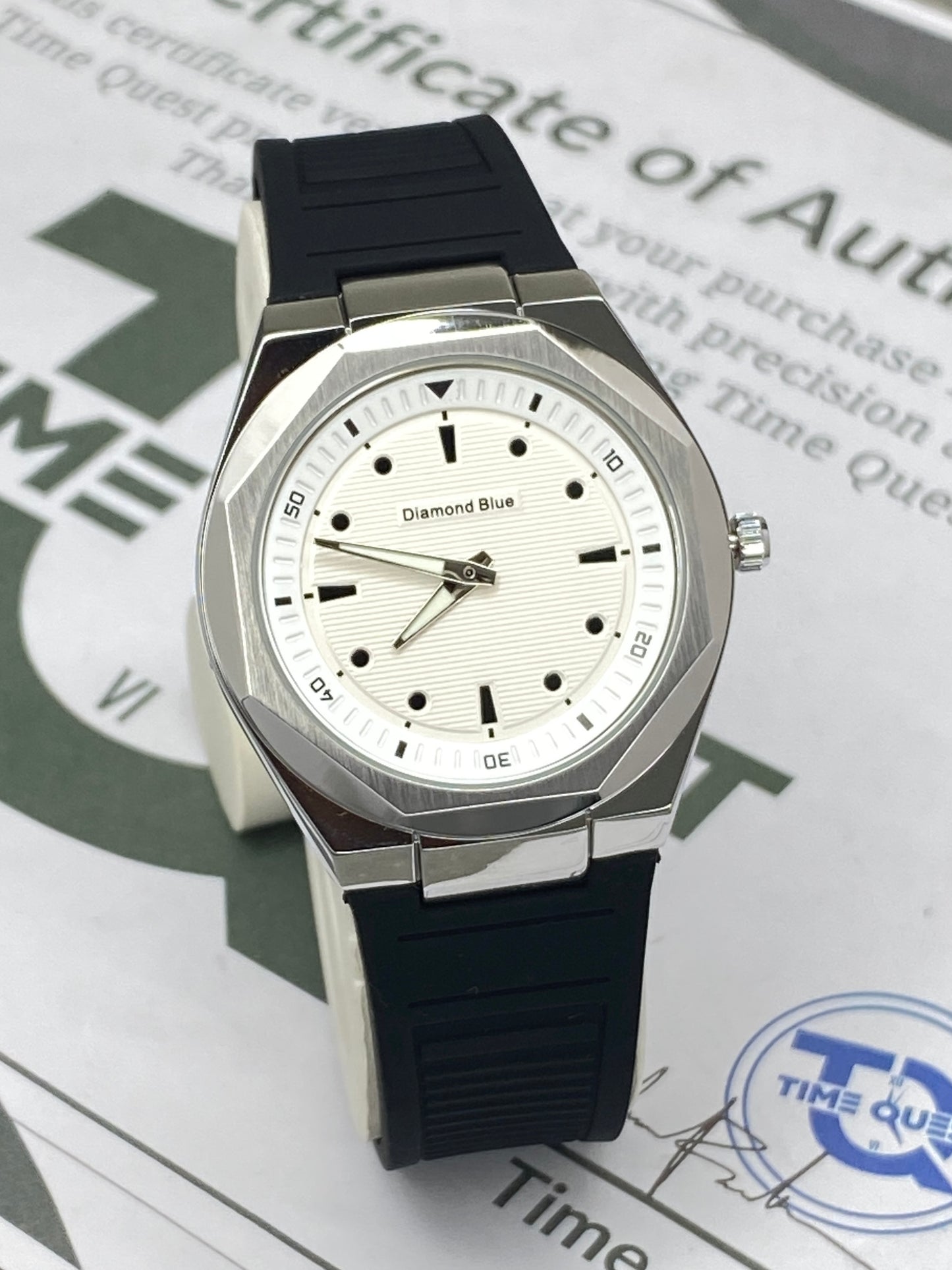 Diamond Blue Luxury Design Octagonal Dial Silicone Straps Watch For Men