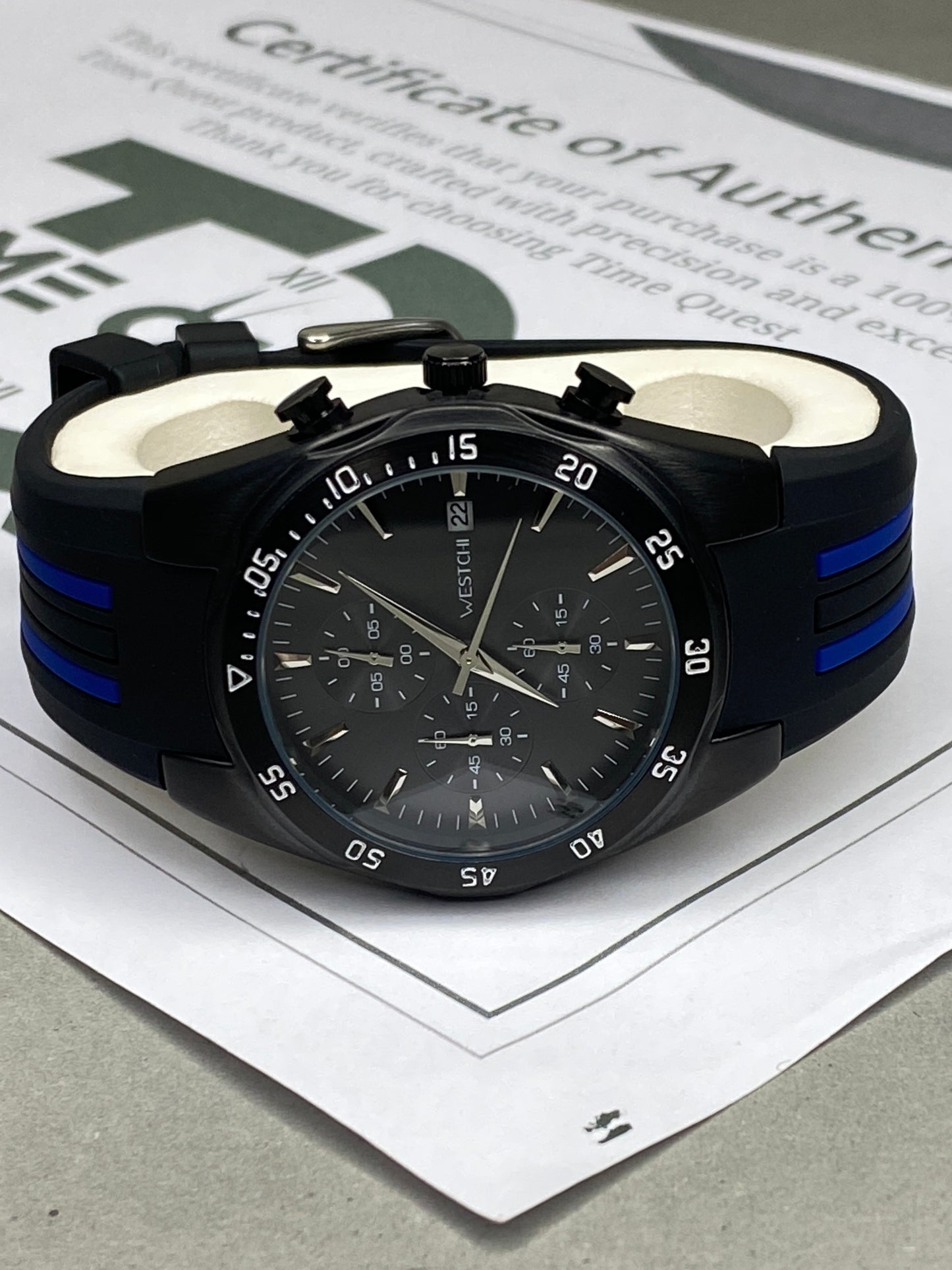 WESTCHI Chronograph Watch – Sleek Style with Silicone Rubber Comfort