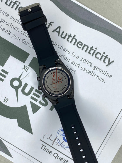 WESTCHI Chronograph Watch – Sleek Style with Silicone Rubber Comfort