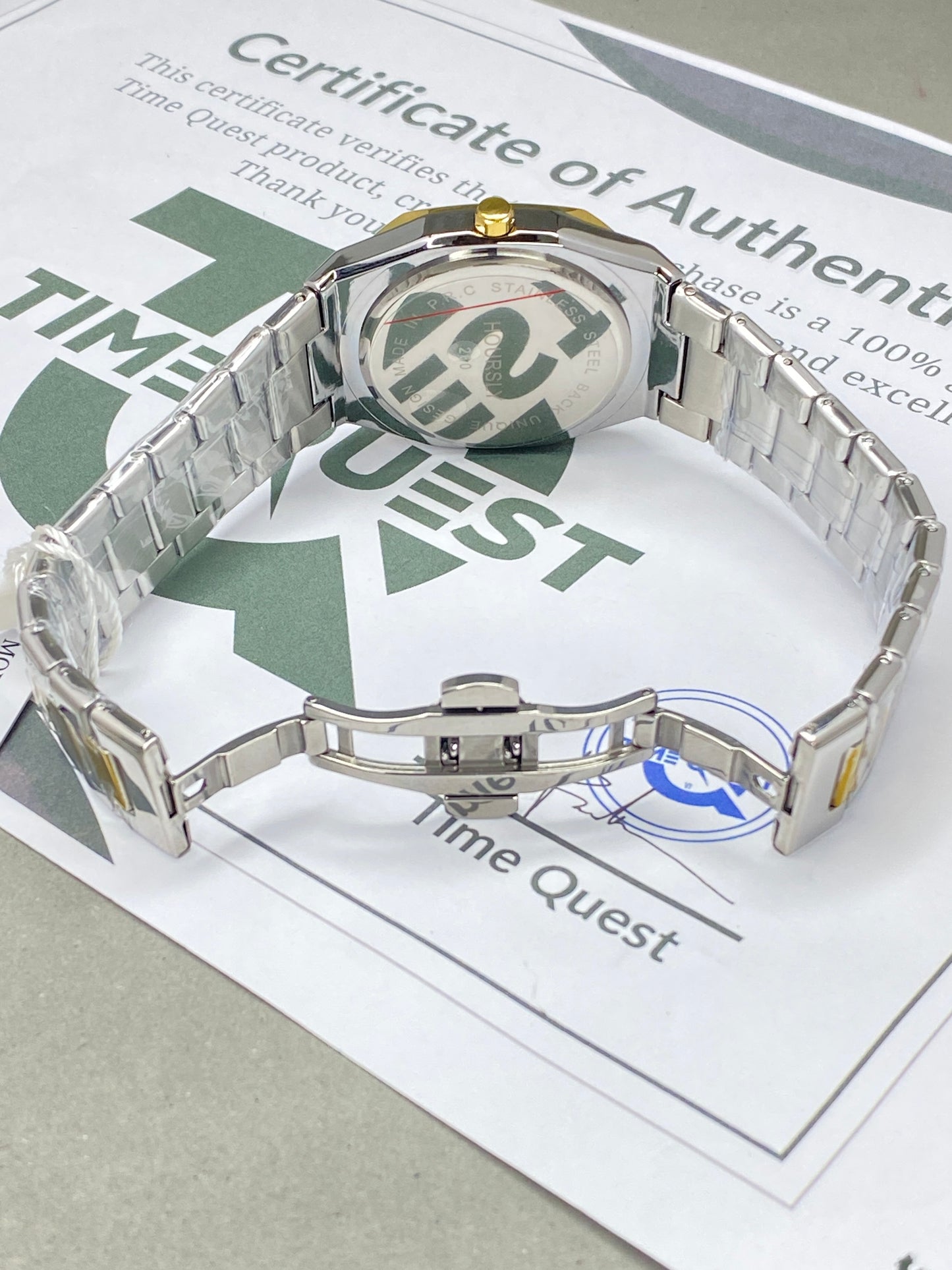 HOURSLY Octagonal Dial Stainless Steel Analog Chain Watch with Date Display and Butterfly Lock