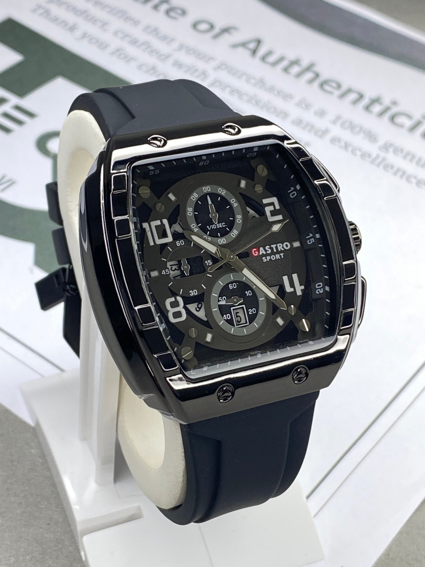 GASRTO Curvex Shape Dial Analog Sports Watch With Date Display and Durable Straps