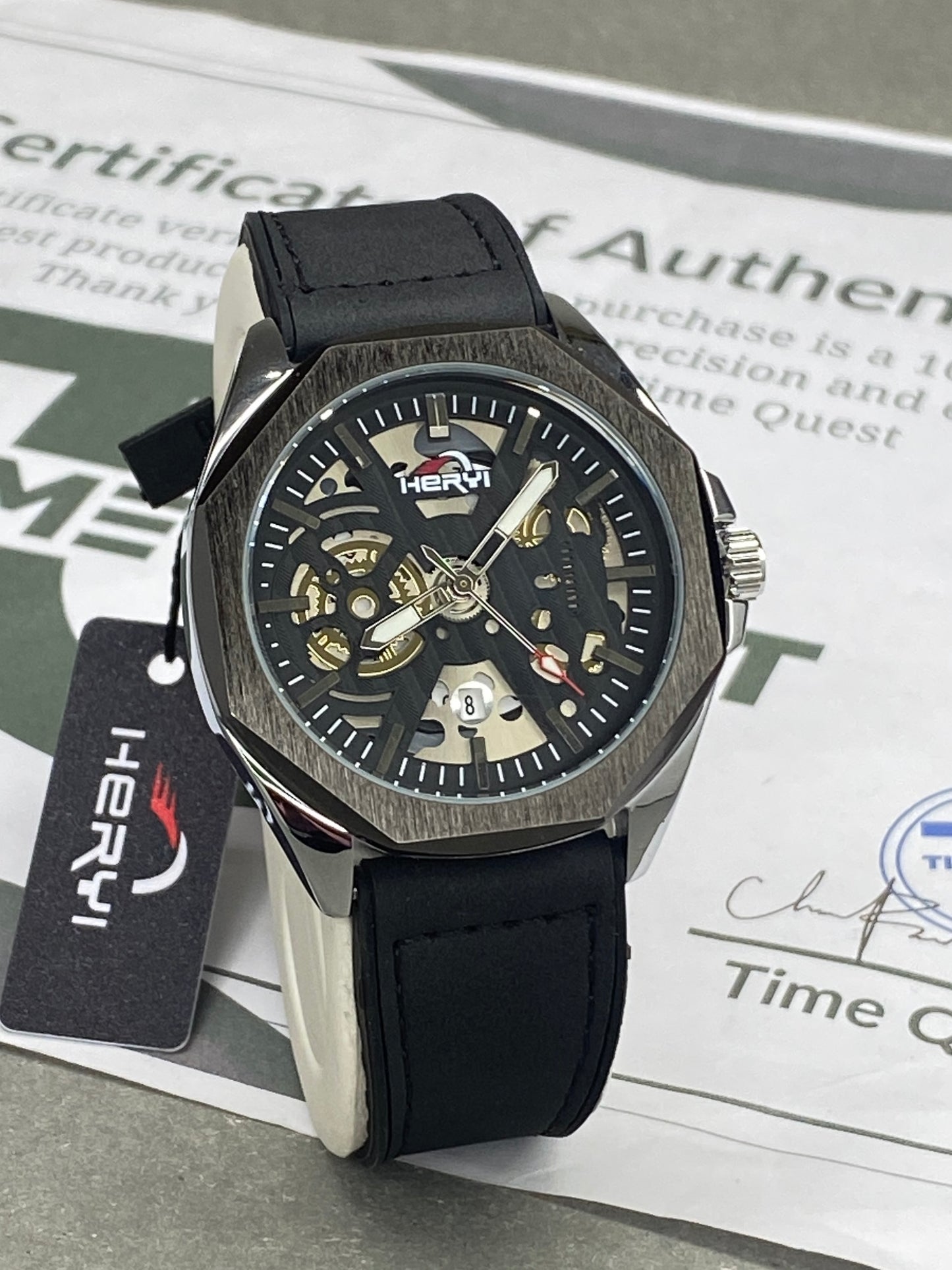 HERYI Men's Octagonal Dial Analog Quartz Movement Straps Watch With Date Display