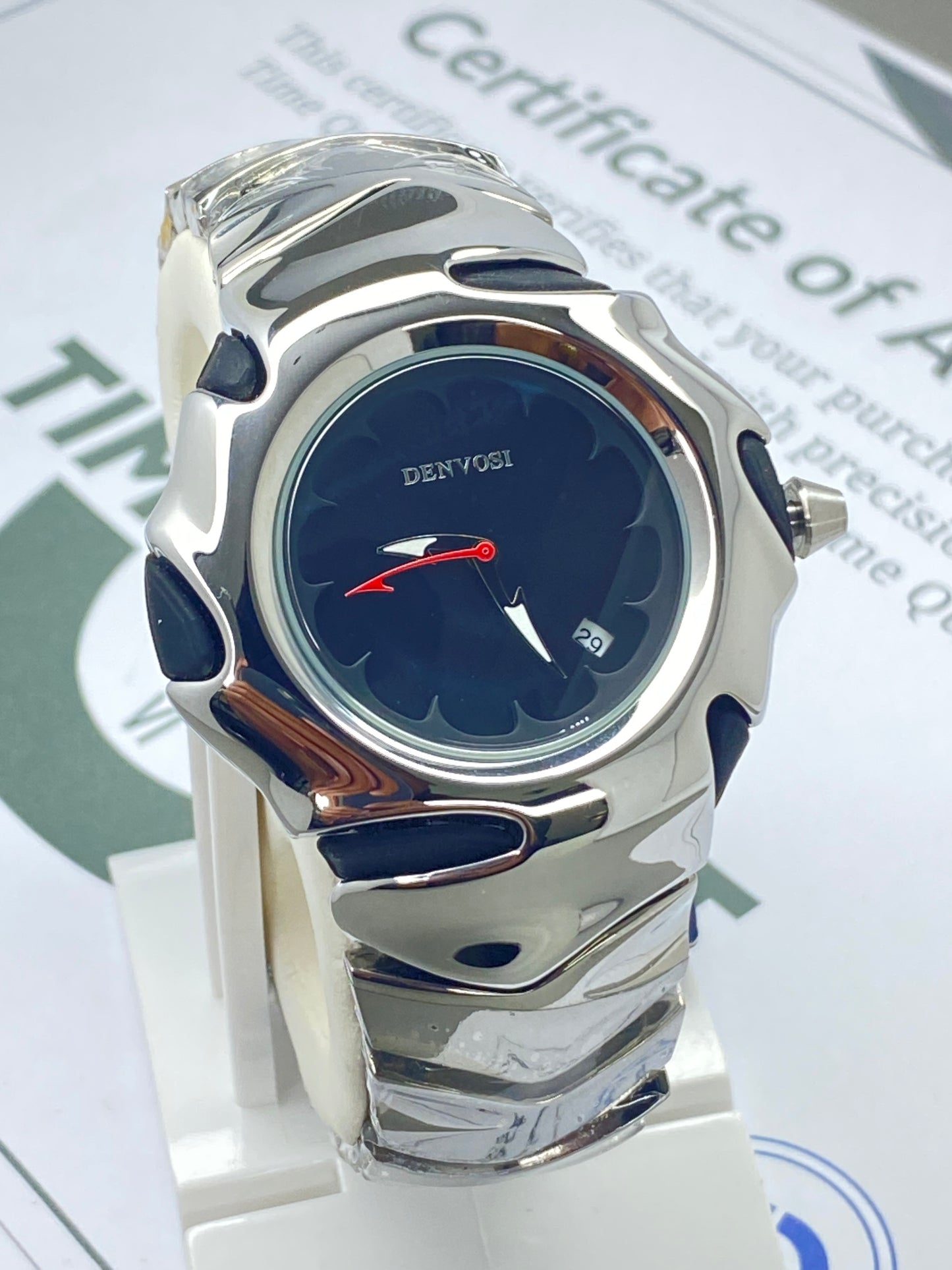 DENVOSI Round Dial Premium Design Chain Watch With Date Display & Butterfly Lock