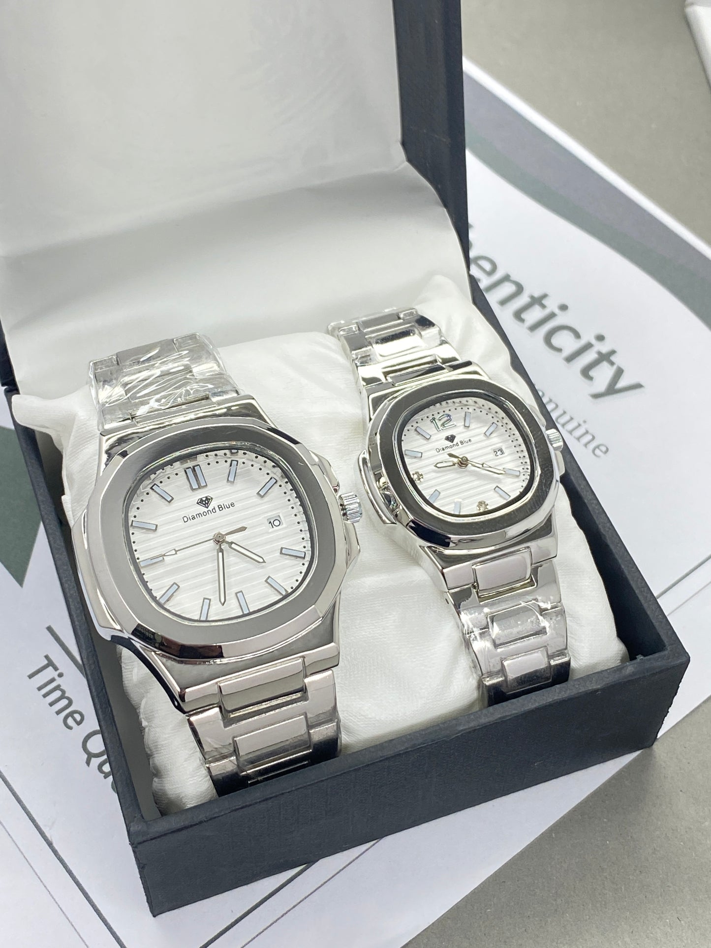 DIAMOND BLUE Analog Stainless Steel Made Couple Watch