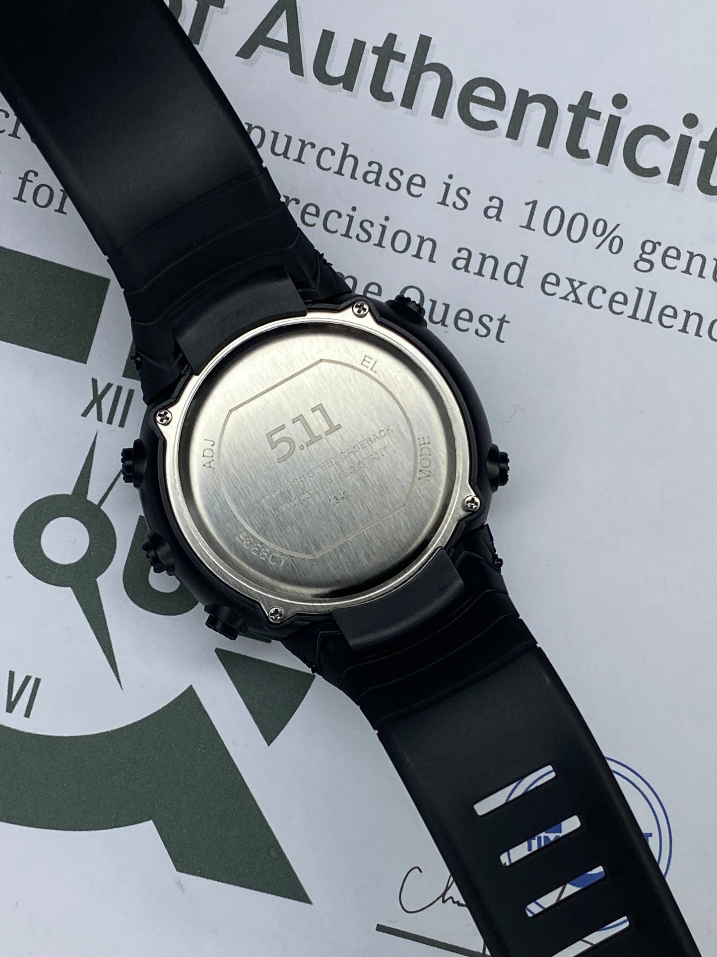 Men's Digital Display Round Dial Rotatable Bezel Multifunctional Sports Watch