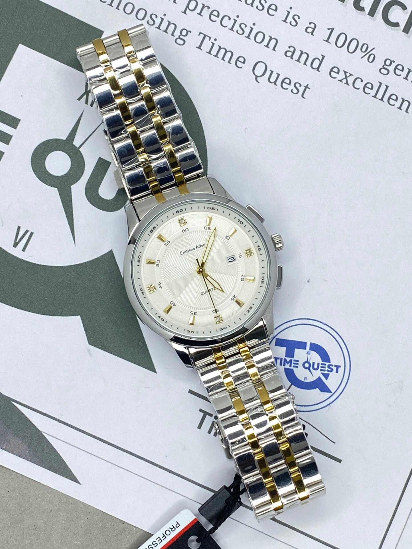 Cristiano Aillen Men’s Round Dial Analog Quartz Watch with Stainless Steel Chain and Date Display