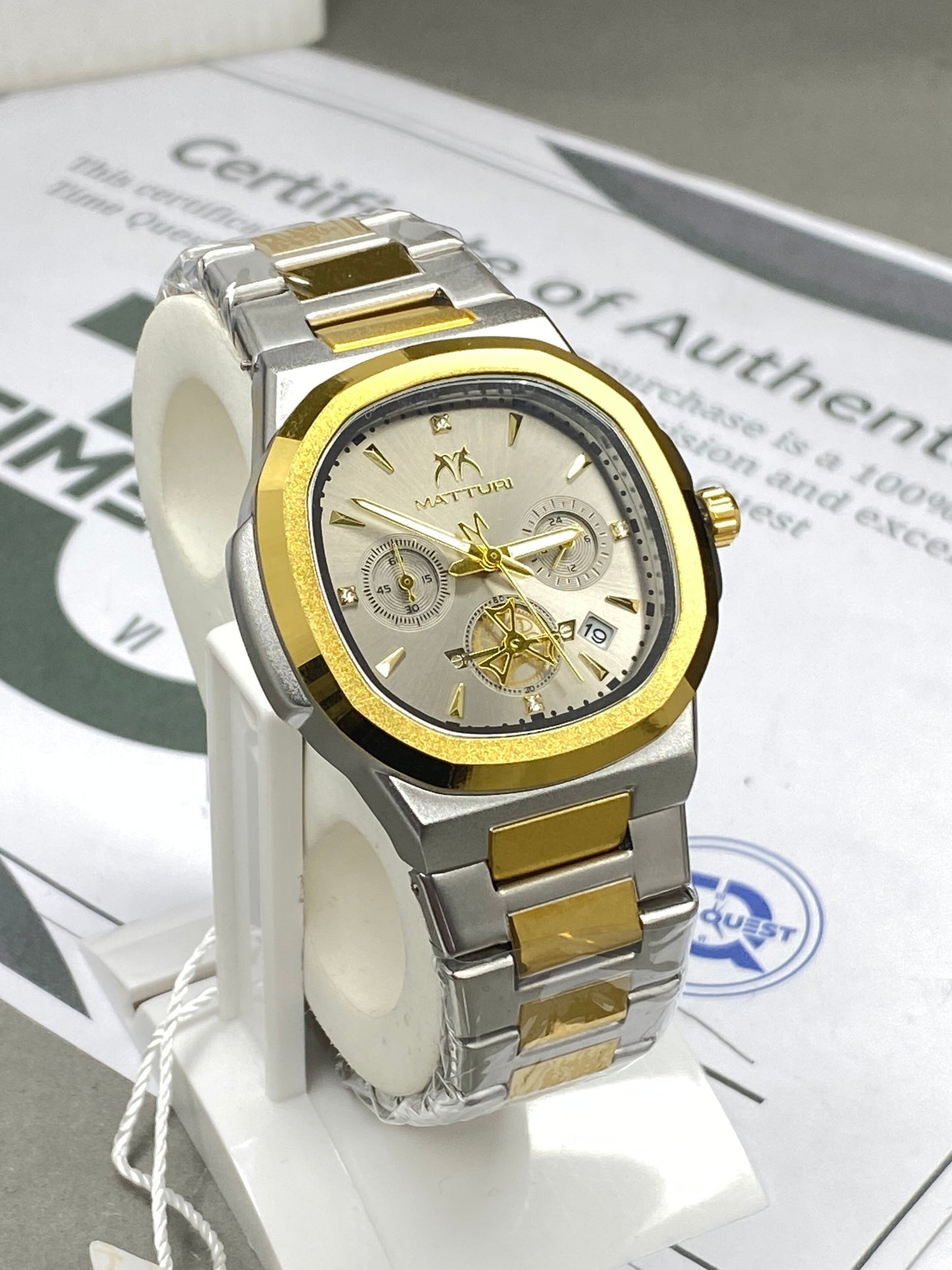 MATTURI Men’s Luxury Chronograph Working Stainless Steel Chain Watch With Date Display