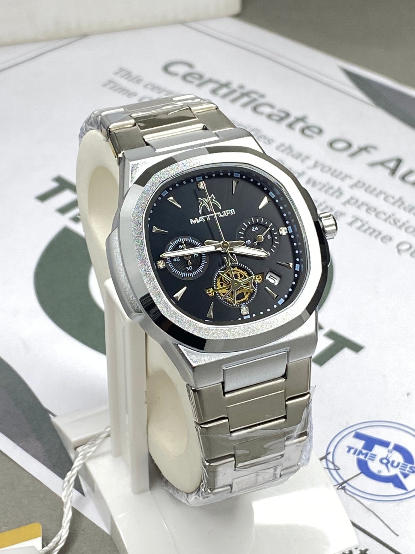 MATTURI Men’s Luxury Chronograph Working Stainless Steel Chain Watch With Date Display