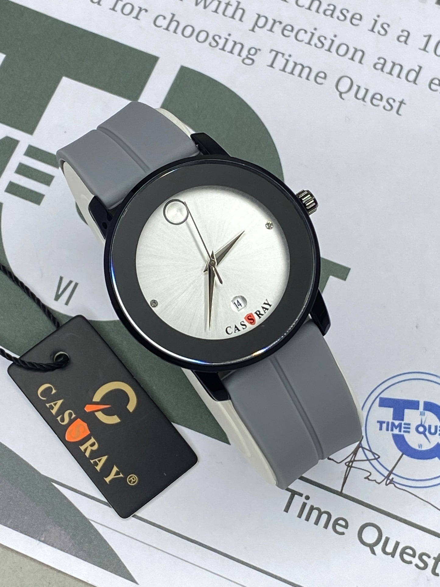 CASSRAY Men’s Round Dial Analog Watch with Silicone Strap Magnetic Lock and Date Display