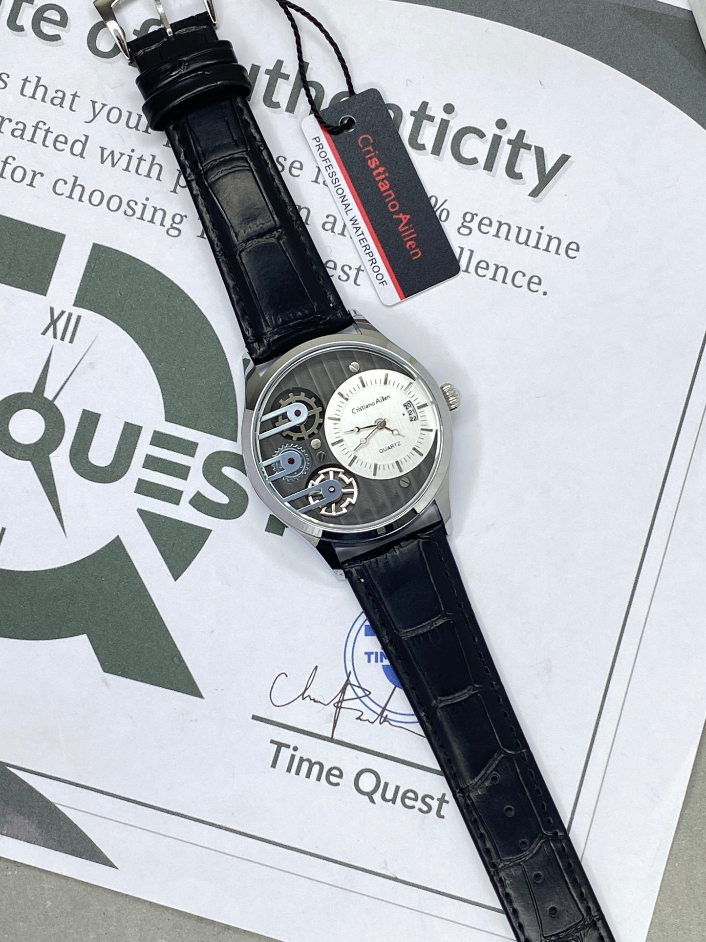 Cristiano Aillen Men’s Face Gear Display Analog Quartz Watch with Strap and Date Display