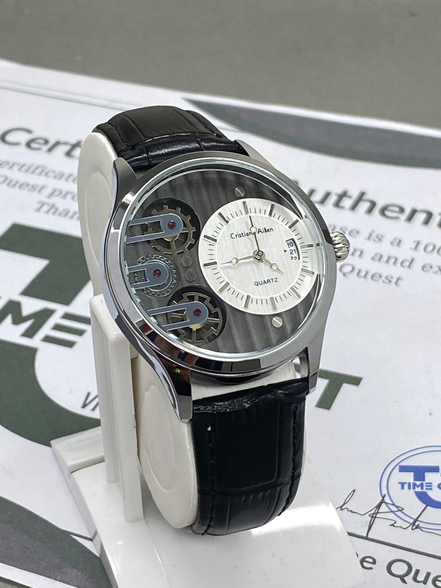 Cristiano Aillen Men’s Face Gear Display Analog Quartz Watch with Strap and Date Display