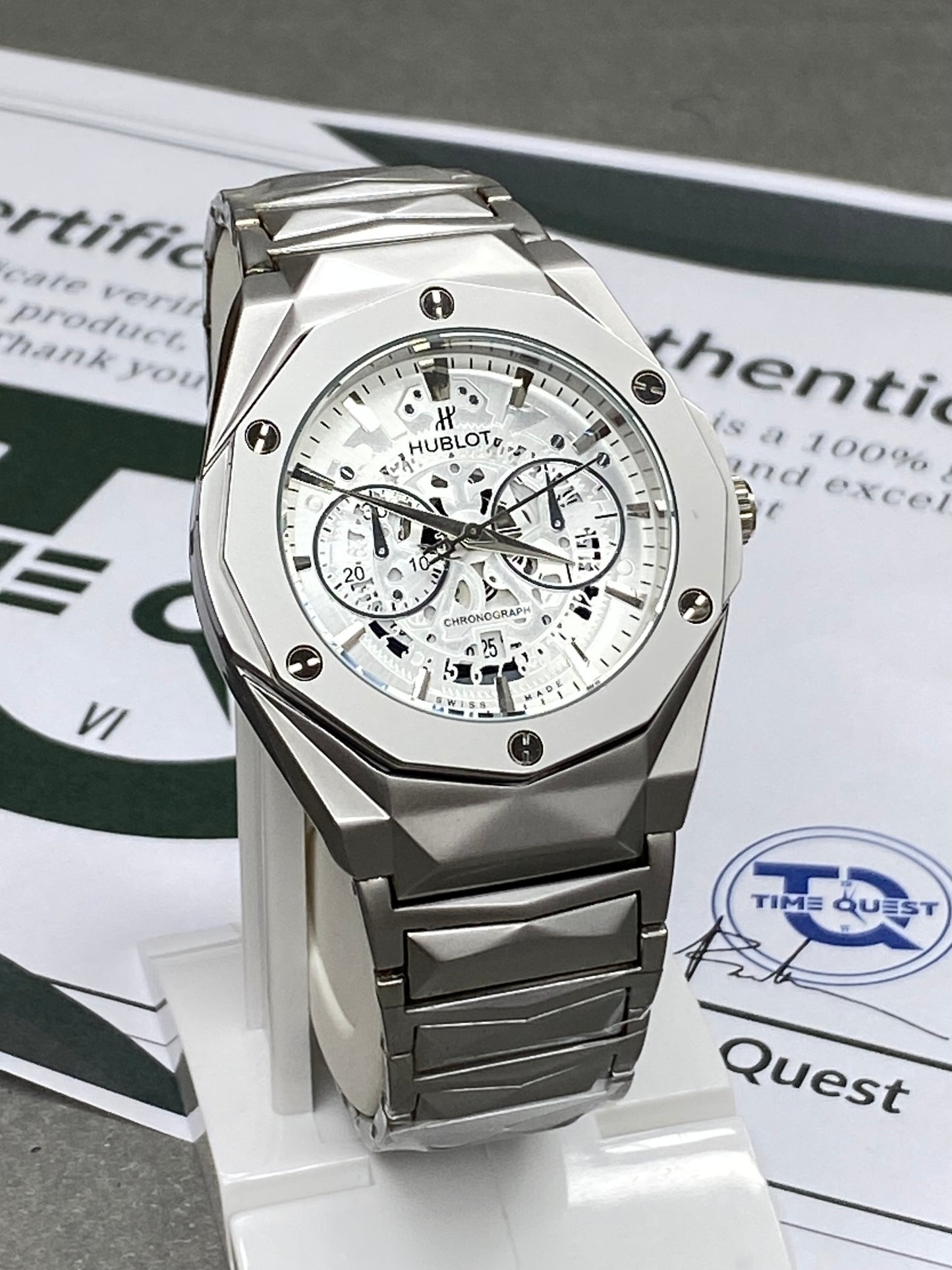 Hublot Geneve Butterfly Lock Chain Watch With Date Display For Men
