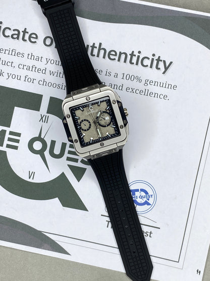 CASSRAY Square Shape Metallic Dial Rubber Straps Analog Quartz Watch With Date Display For Men