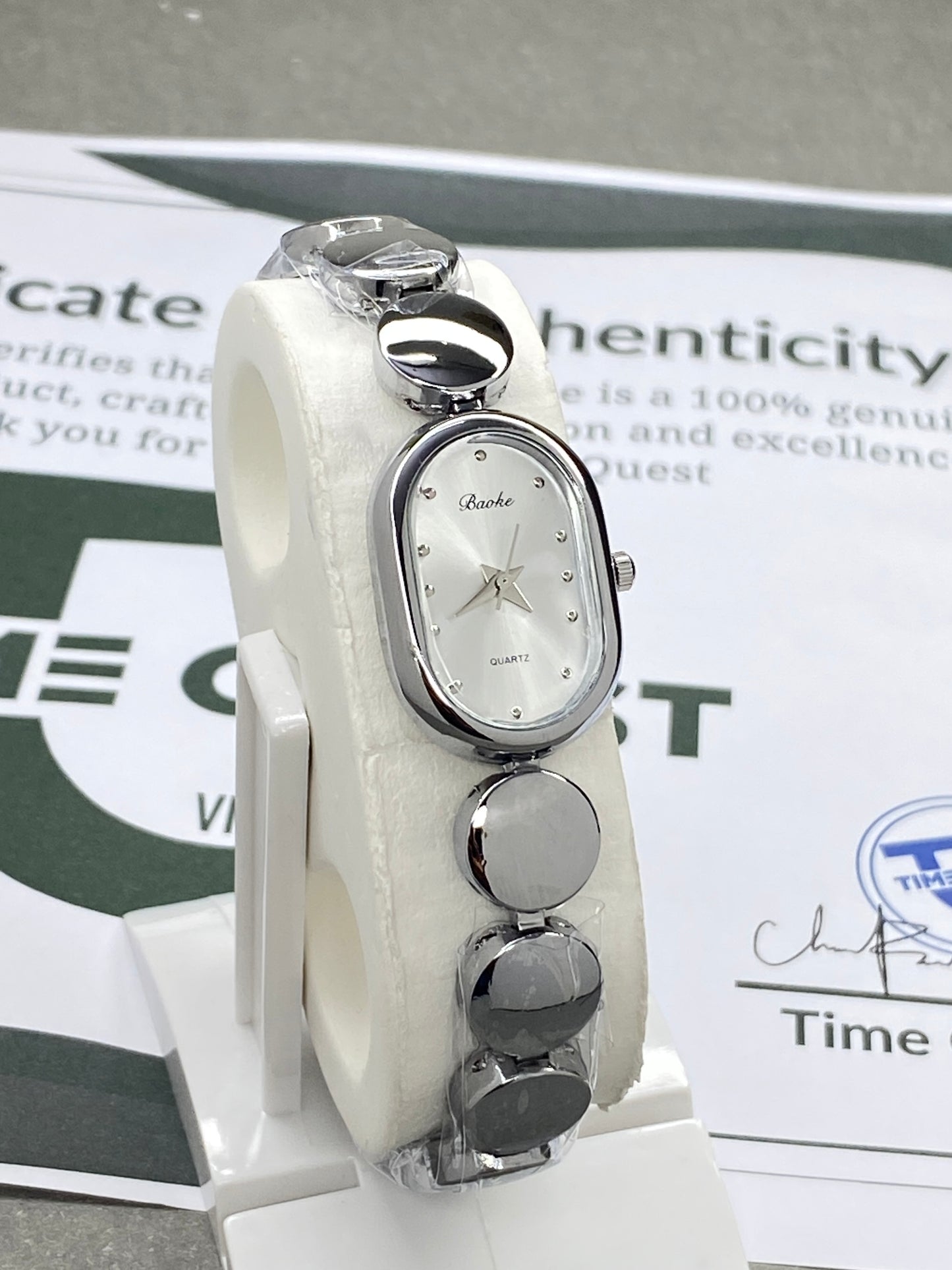 Baoke Ladies Oval Shape Dial Chain Watch – Perfect Gift for Her