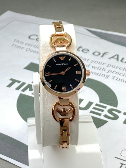 Luxury Round Dial Analog Display Stainless Steel Chain Watch for Ladies – A Perfect Gift for Her