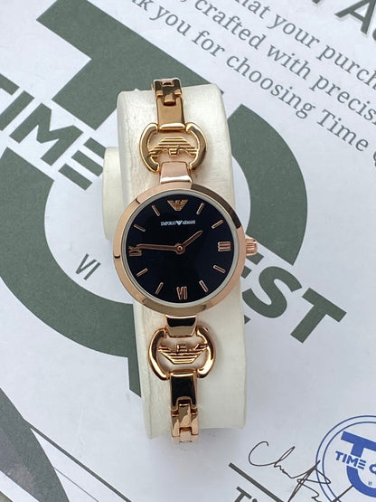 Luxury Round Dial Analog Display Stainless Steel Chain Watch for Ladies – A Perfect Gift for Her