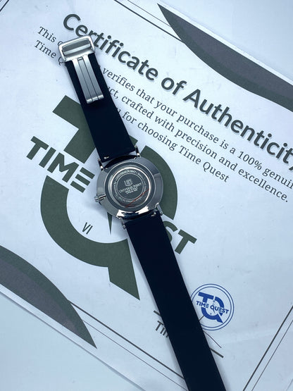 Universe Point Slim Design Round Dial Magnetic Master Lock & Silicone Straps Watch For Men