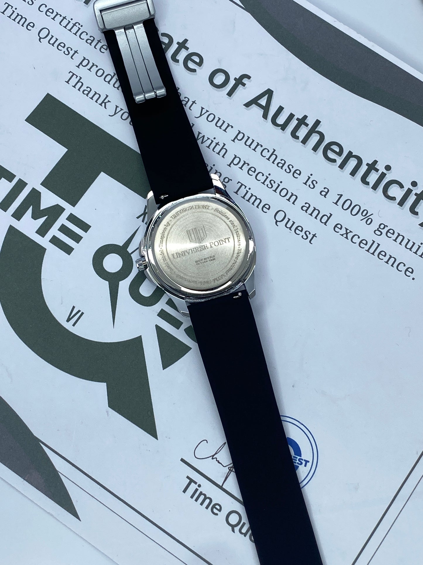 Universe Point Premium Deign Analog Quartz Movement Watch With Silicone Strap Magnetic Lock and Date Display