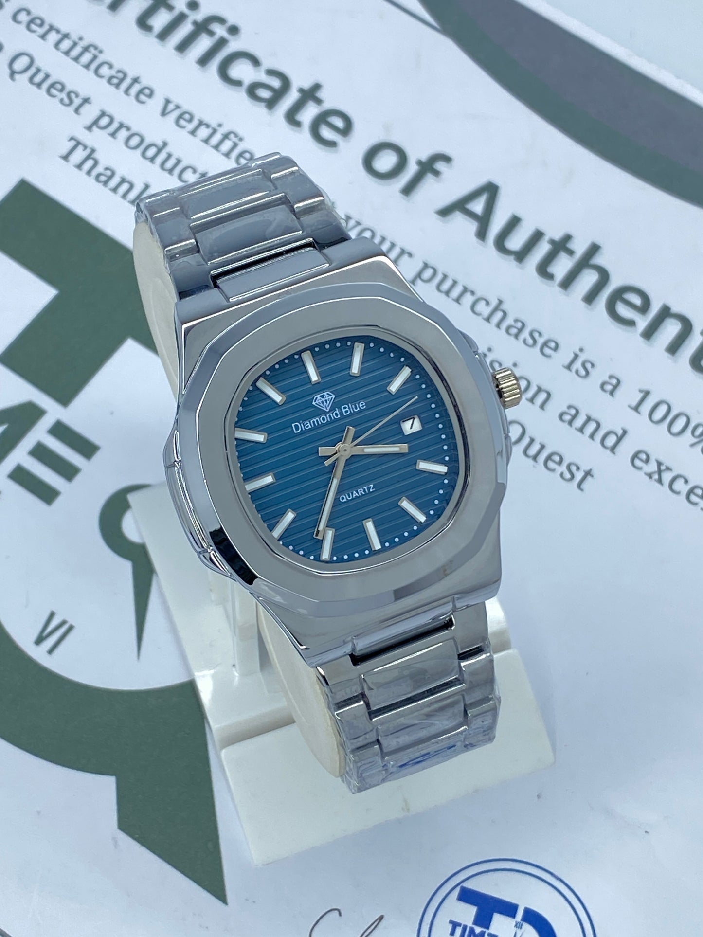 DIAMOND BLUE Classic Stainless Steel Analog Chain Watch for Men