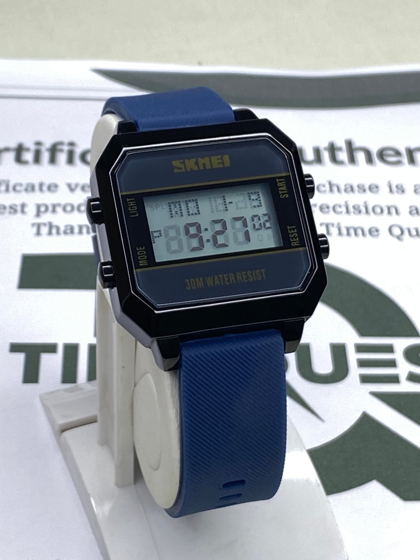 SKMEI 1814 Sports Watch For Men With Digital Display