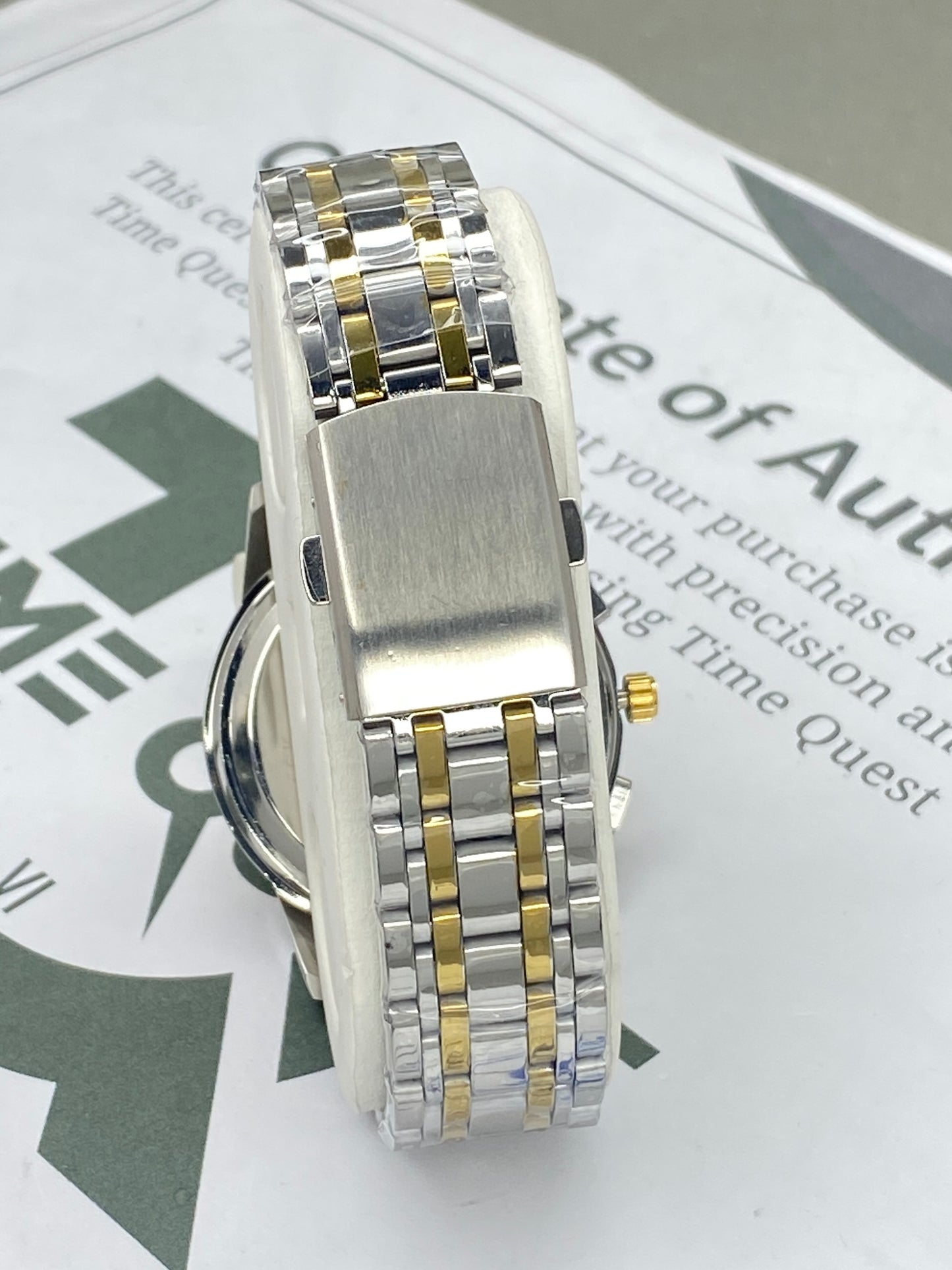 UNRAION Premium Design Skeleton Dial Stainless Steel Chain Analog Watch with Date Display For Men