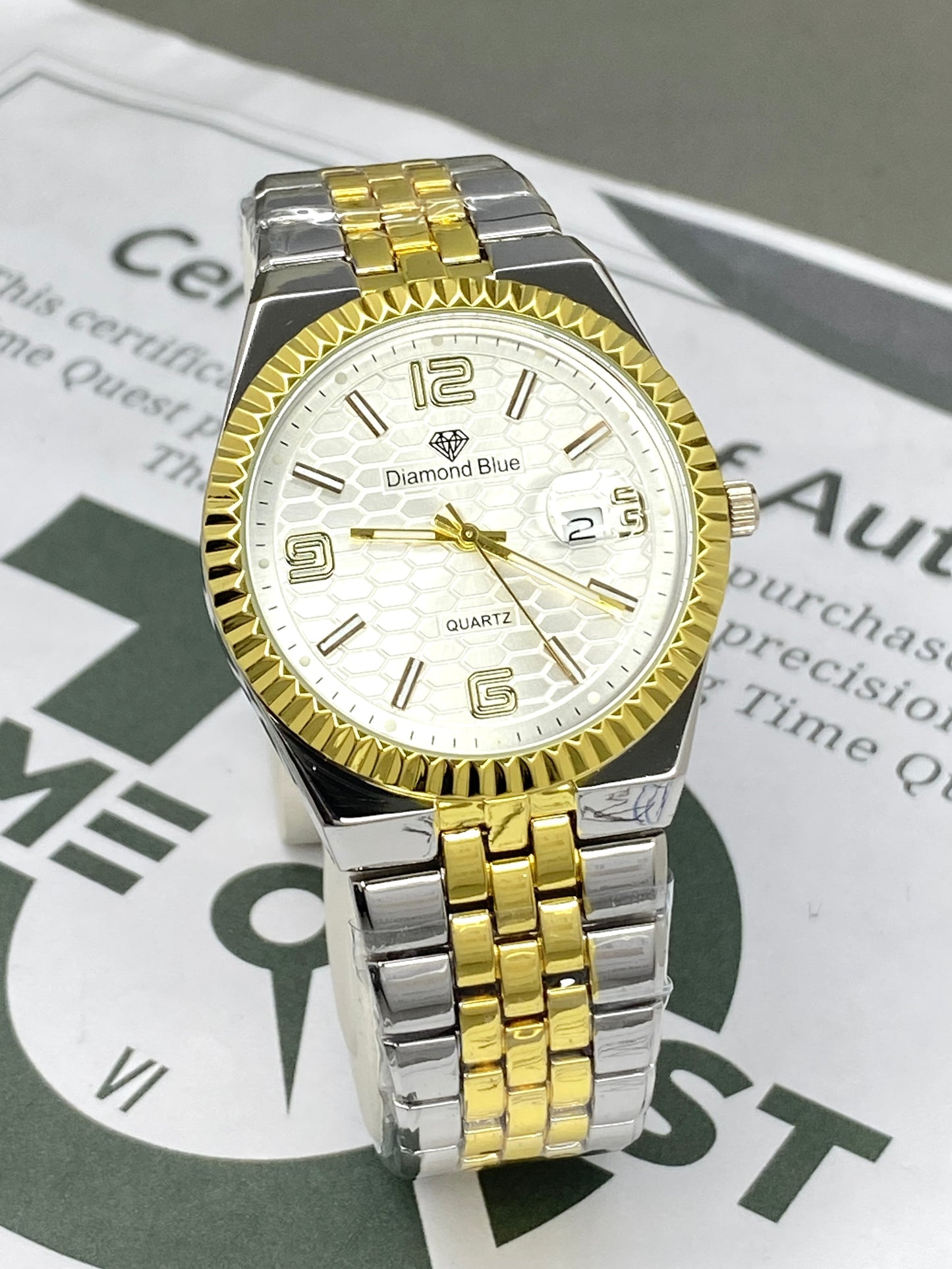 Luxury Round Dial Analog Quartz Chain Watch for Men with Date Display