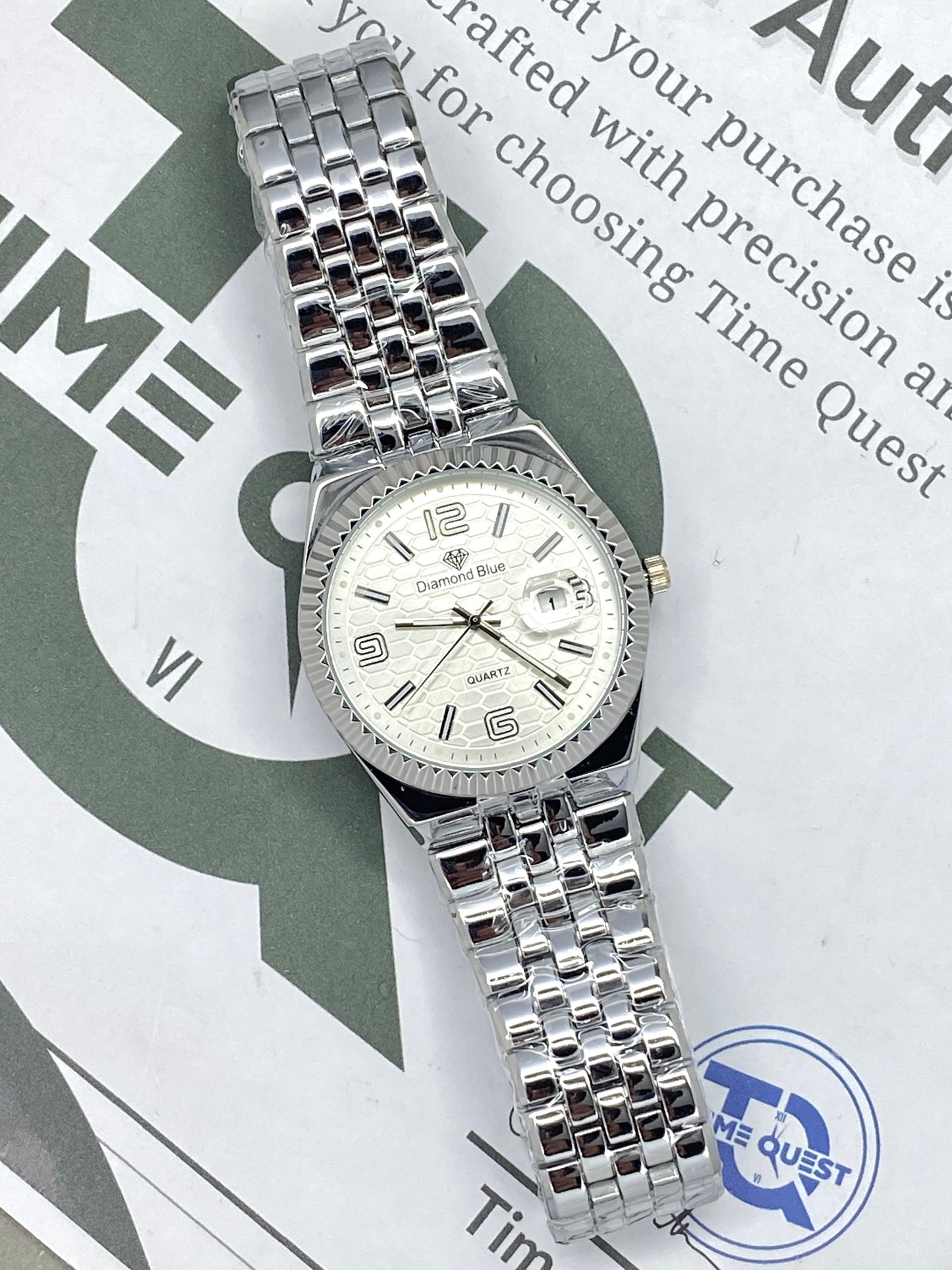 Luxury Round Dial Analog Quartz Chain Watch for Men with Date Display