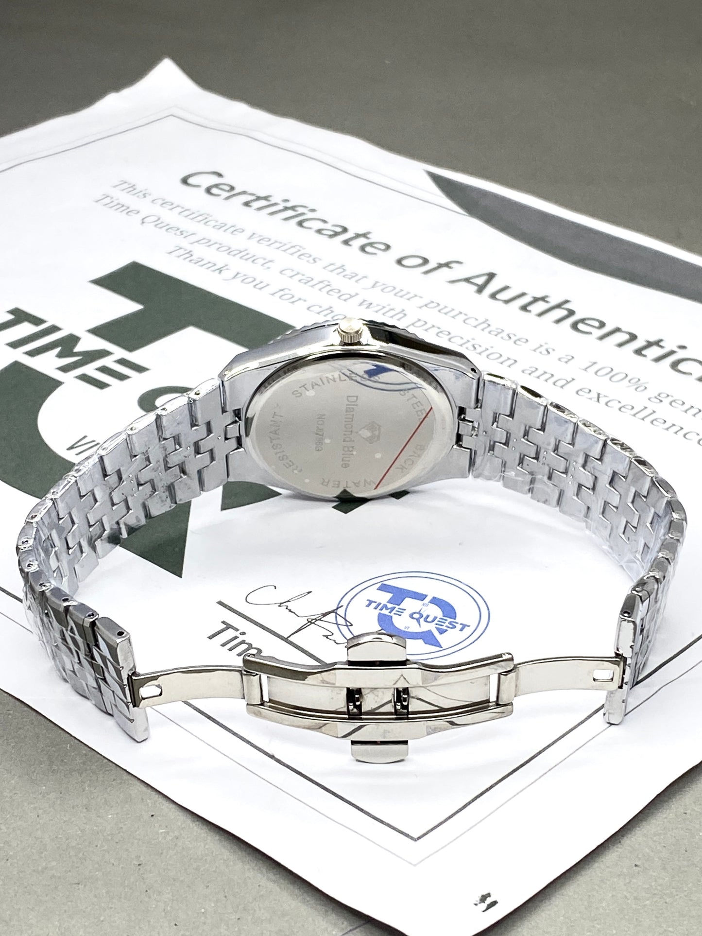 Luxury Round Dial Analog Quartz Chain Watch for Men with Date Display