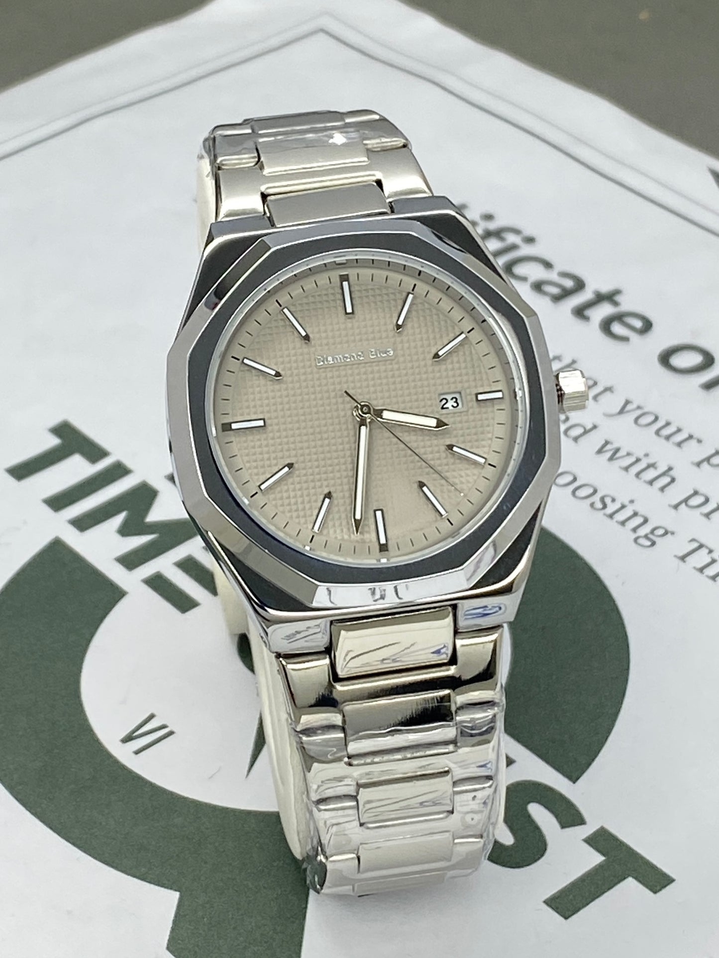 Classic Octagonal Dial Stainless Steel Analog Quartz Chain Watch for Men with Date Display