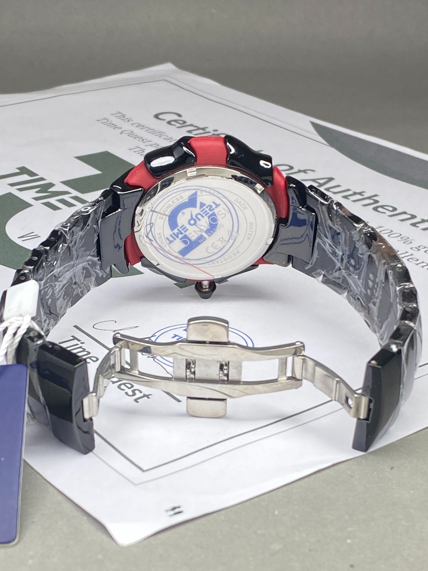 DENVOSI Round Dial Premium Design Chain Watch With Date Display & Butterfly Lock