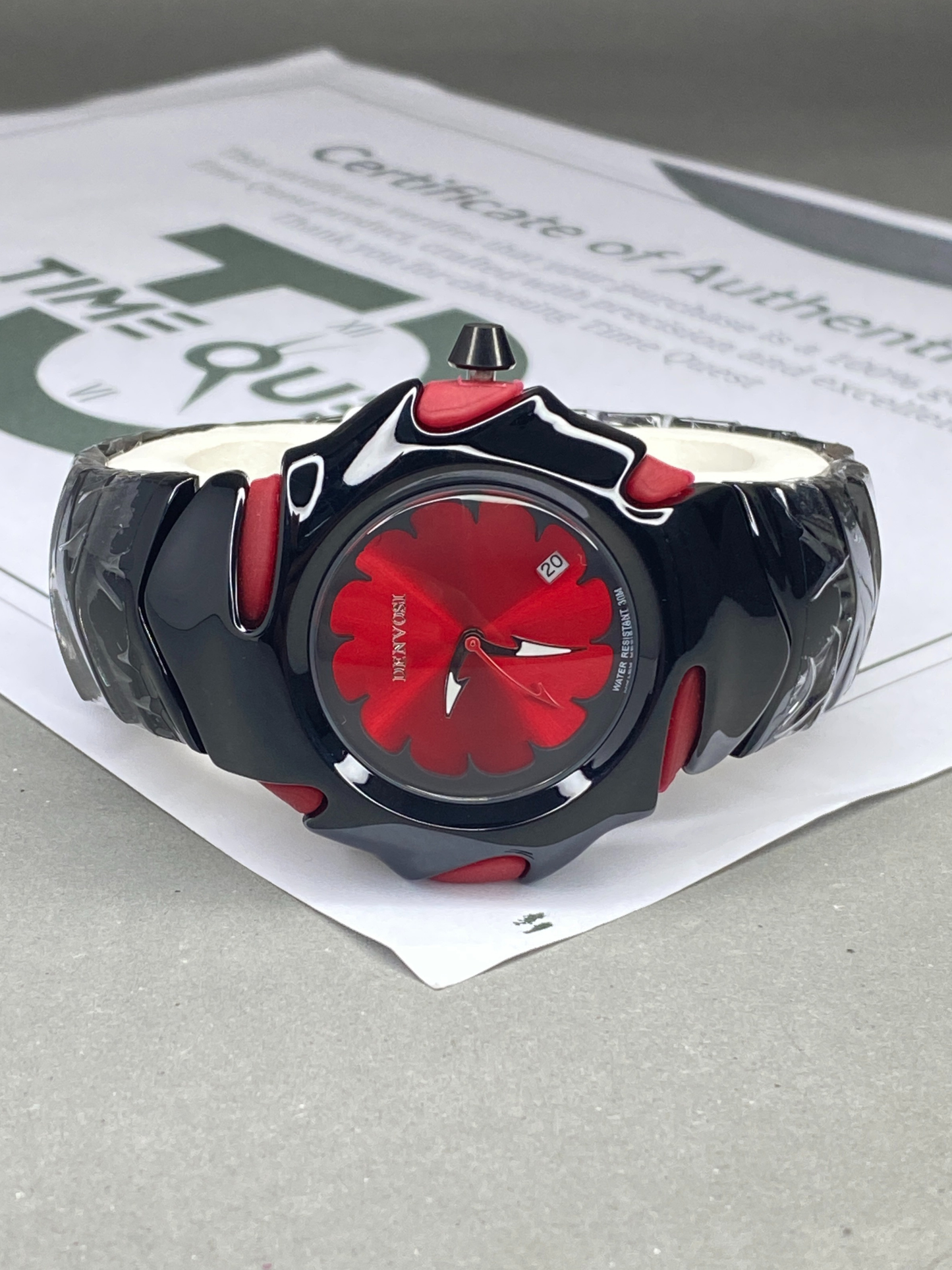 DENVOSI Round Dial Premium Design Chain Watch With Date Display & Butterfly Lock